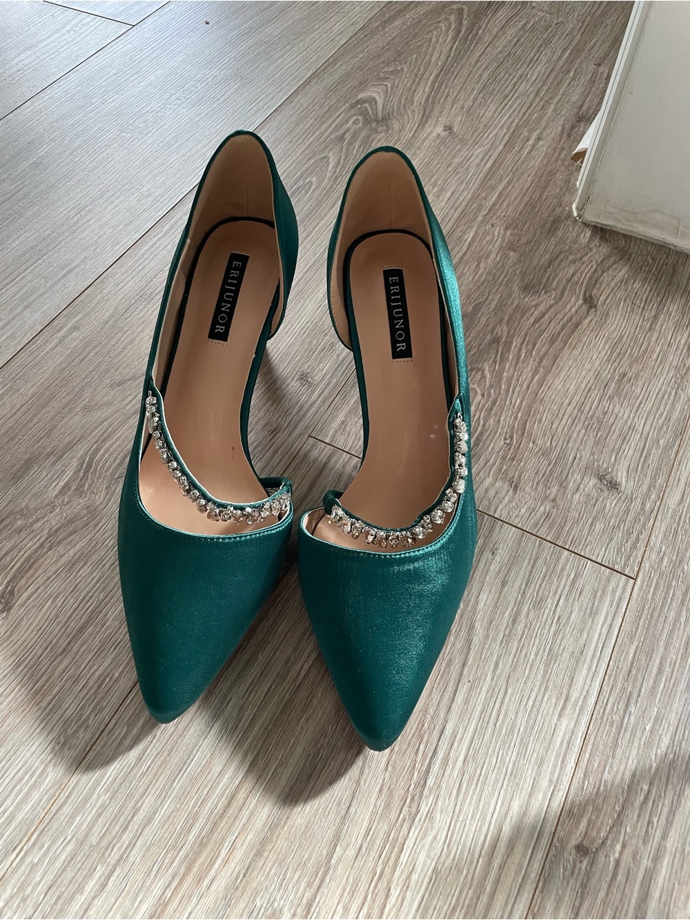 ERIJUNOR Emerald Green Satin Pointed Pumps with Crystal Accent